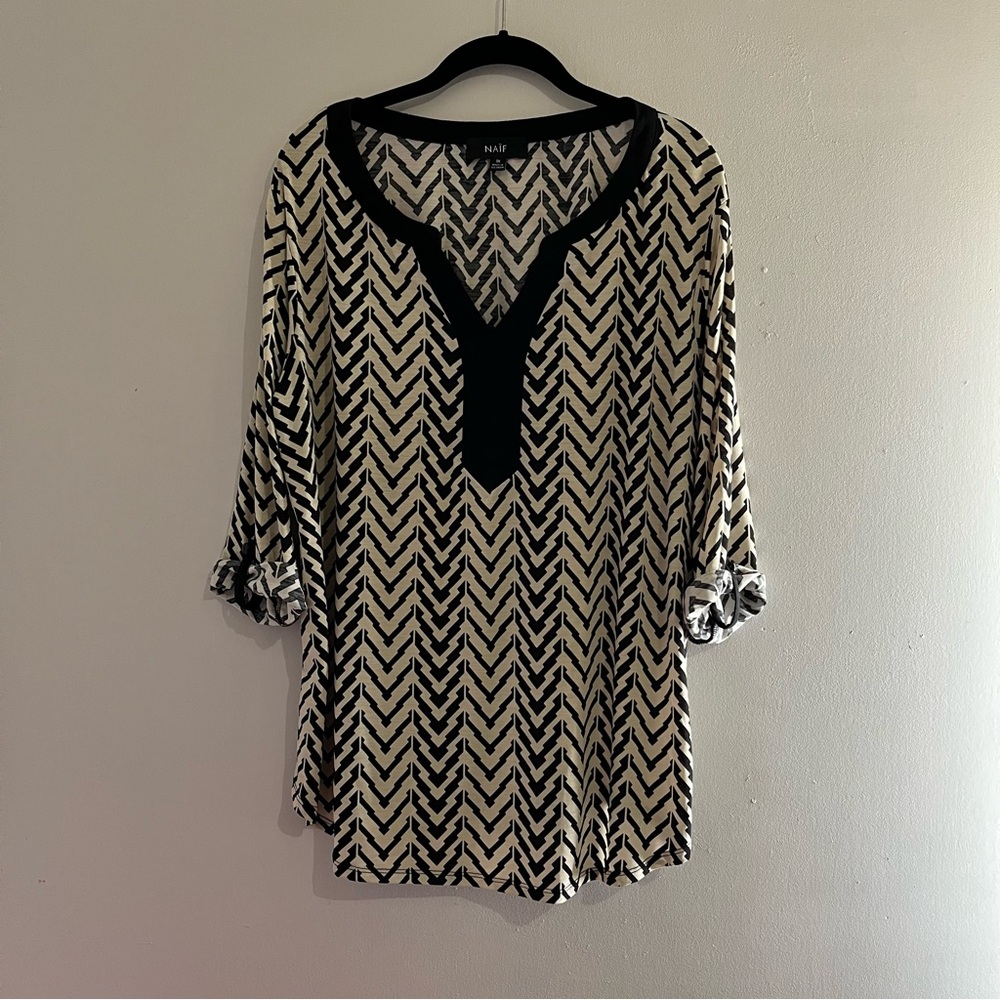 NAIF Black and White Graphic Blouse Relaxed Style